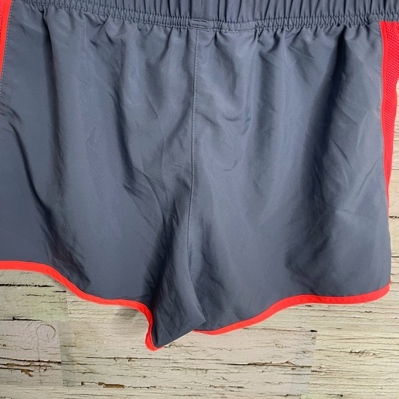 Adidas shorts gray and pink size small athletic - Picture 9 of 9